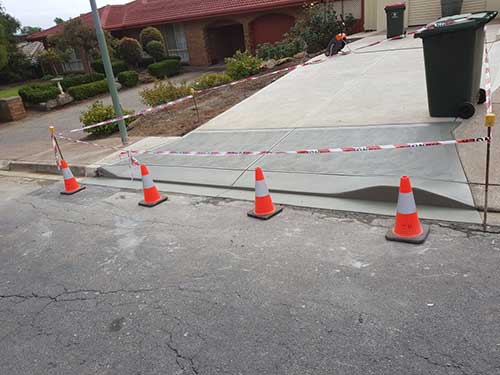 Beco Constructions Concrete Adelaide driveways walls paths retaining walls exposed aggregate